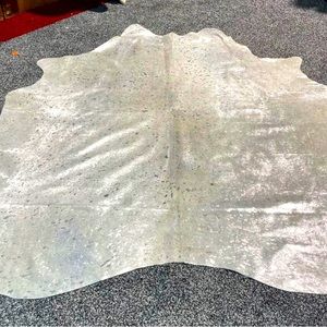 NEW Metallic Cowhide Rug- Gray & Silver